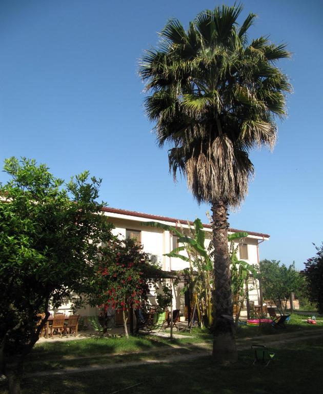 Agriturismo Torre Del Golfo Кропані Екстер'єр фото
