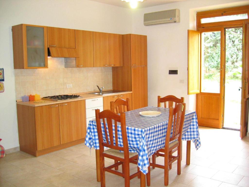 Agriturismo Torre Del Golfo Кропані Номер фото